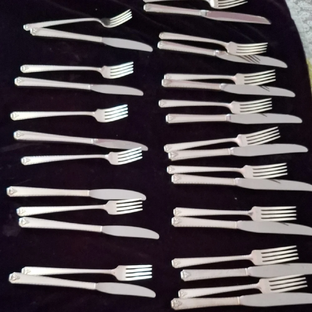 Prestige Silver Plate Vintage Prestine Forks and Knife  Set Lot 2
